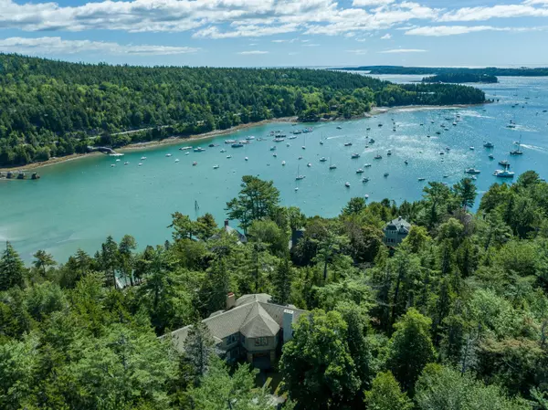 66 Harborside RD, Mount Desert, ME 04662