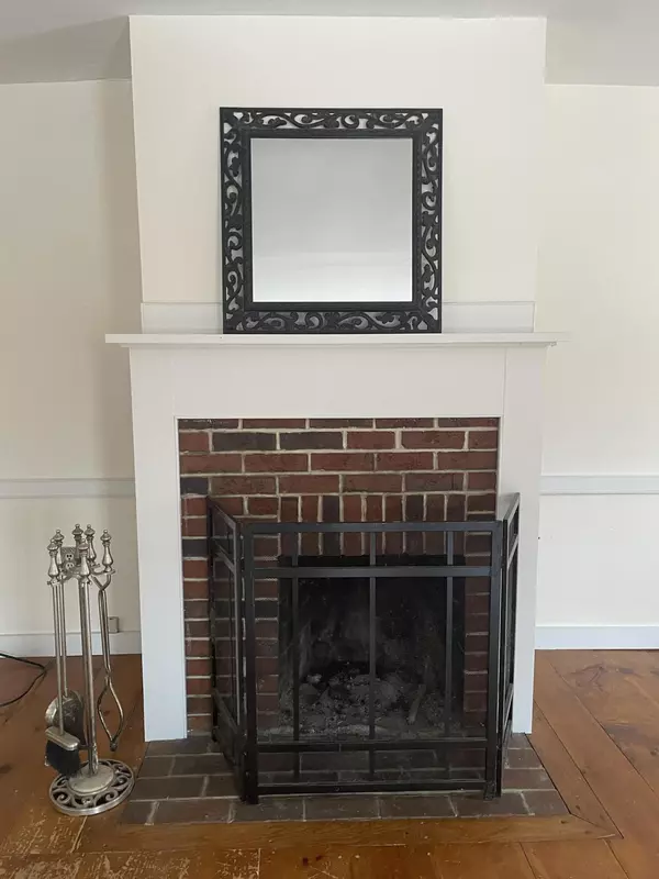 New Portland, ME 04954,22 Old County RD