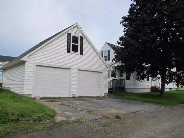 Waterville, ME 04901,40 Oakland ST