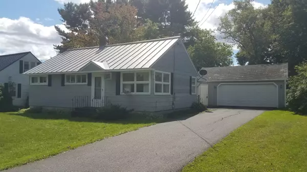 10 Mathews AVE, Waterville, ME 04901