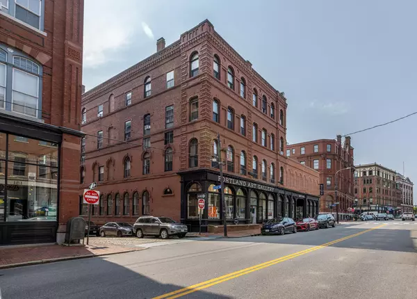 99 Silver ST #4-1, Portland, ME 04101