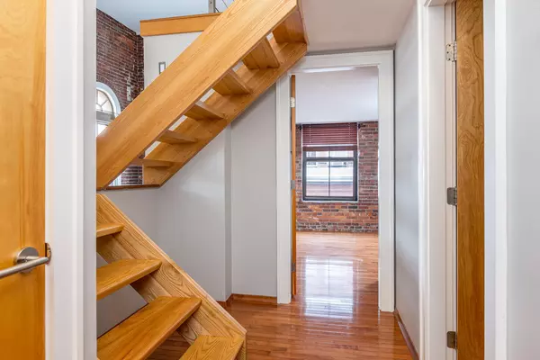 Portland, ME 04101,99 Silver ST #4-1