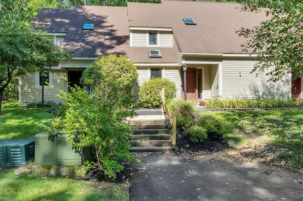 3 Linwood RD #3, Freeport, ME 04032