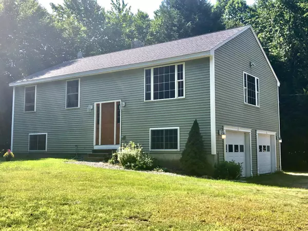 5 Cranberry LN, Poland, ME 04274