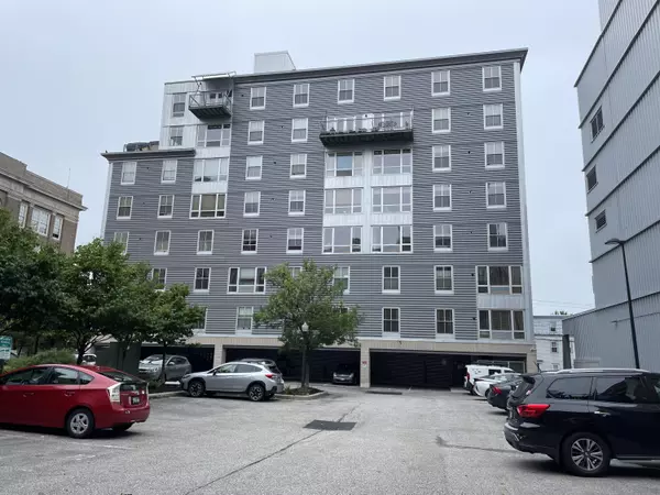 21 Chestnut ST #404, Portland, ME 04101