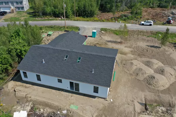 Bangor, ME 04401,35 Magnolia Hill RD