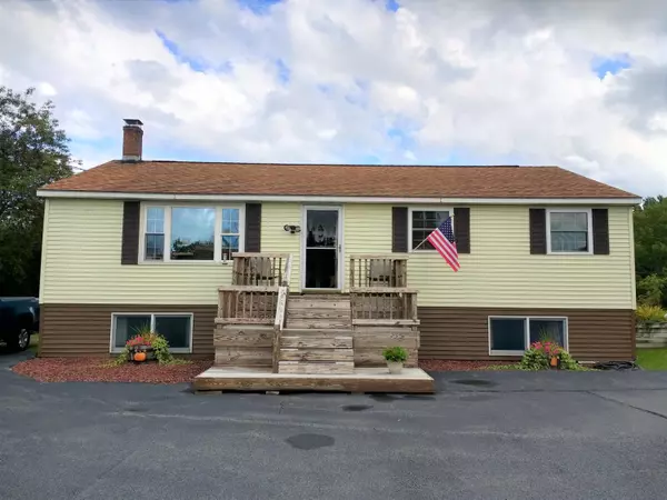 South Thomaston, ME 04858,74 Spruce Head RD