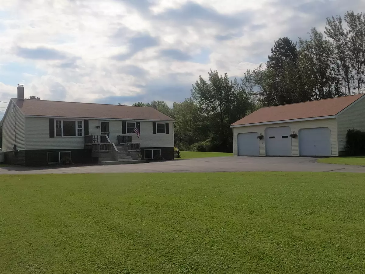 South Thomaston, ME 04858,74 Spruce Head RD