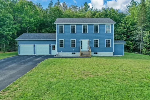 118 Pepin RD, Sidney, ME 04330