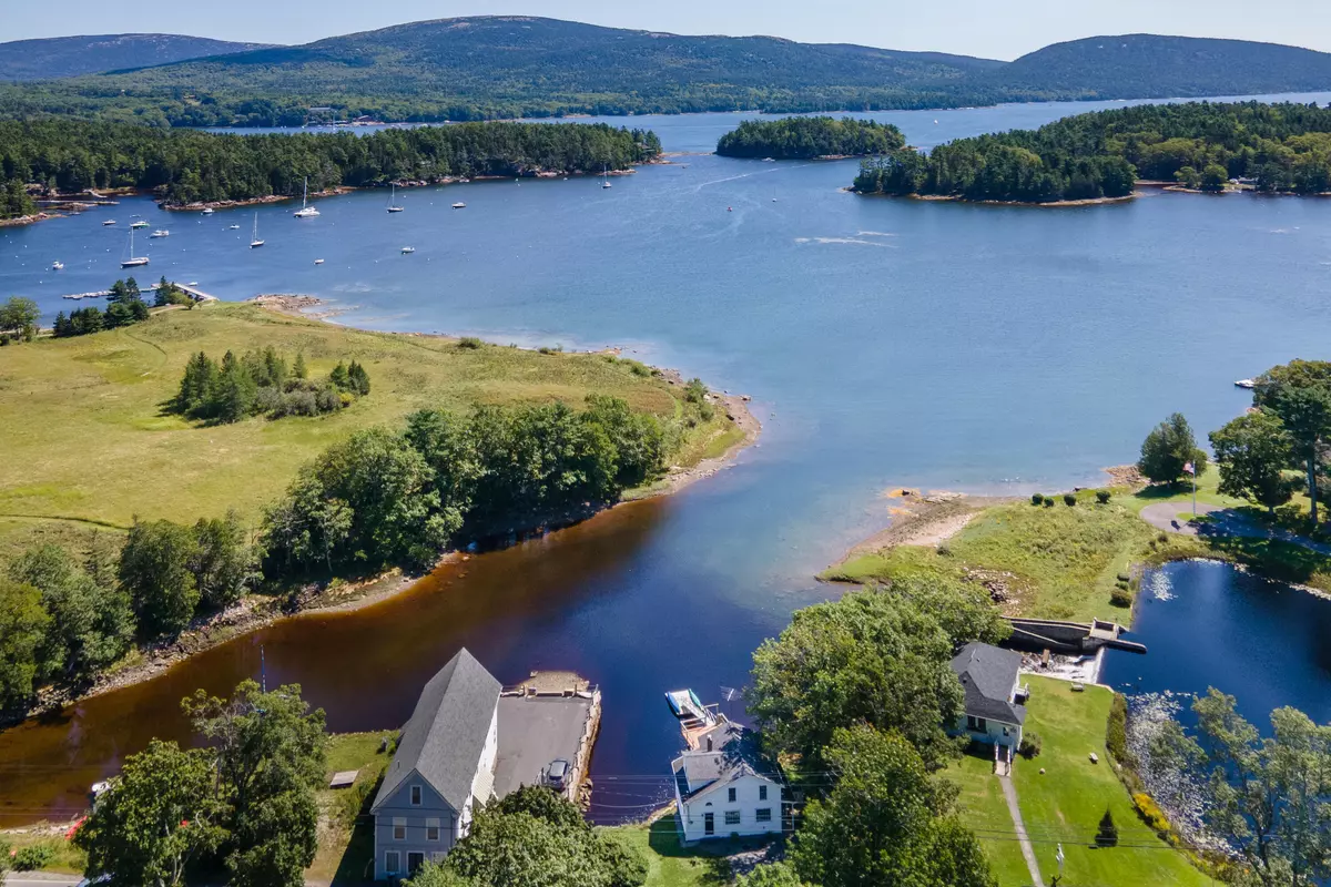 Mount Desert, ME 04660,1114 Main ST