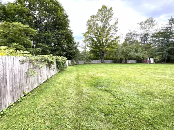 Orono, ME 04473,10 Westwood DR