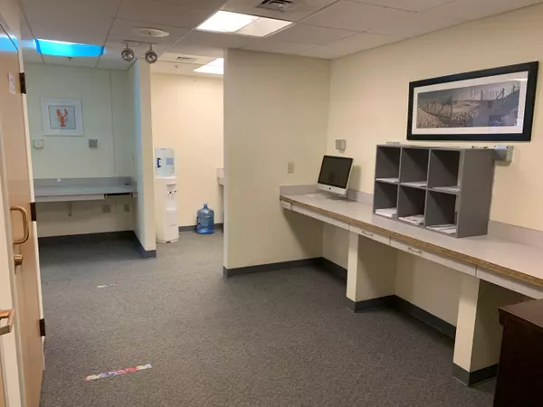 Kittery, ME 03904,518 US-1 #1A & 6