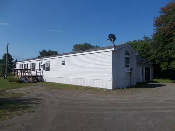 244 North AVE, Skowhegan, ME 04976