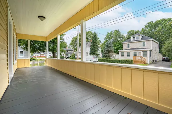 Saco, ME 04072,7 Locke ST