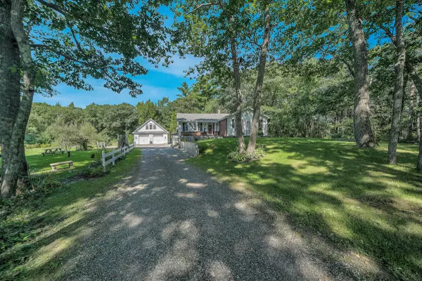 Topsham, ME 04086,491 River RD