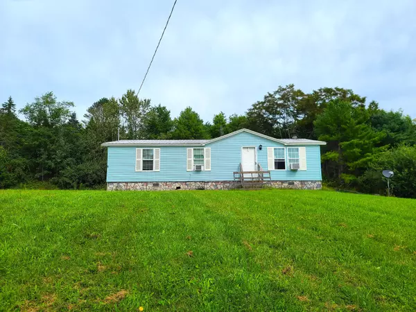 Frankfort, ME 04438,5 Loggin RD