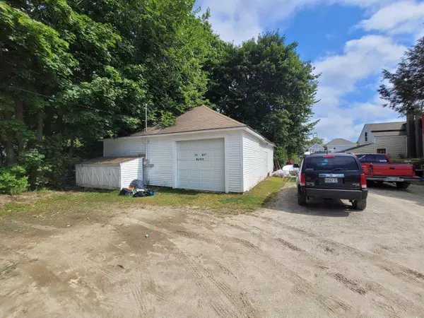 Lisbon, ME 04252,638 Lisbon ST