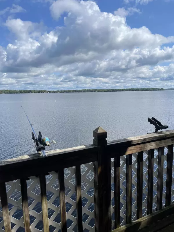 Glenburn, ME 04401,186 Cedar Breeze S