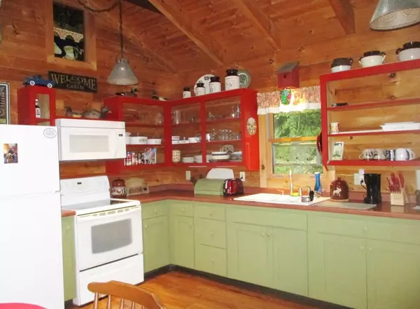 Litchfield, ME 04350,244 Buker RD