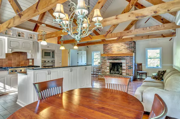 Nobleboro, ME 04555,12 Ladds Hill RD