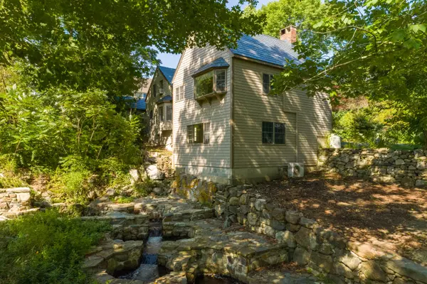 Nobleboro, ME 04555,12 Ladds Hill RD