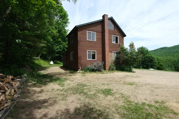 Phillips, ME 04966,305 Weld RD