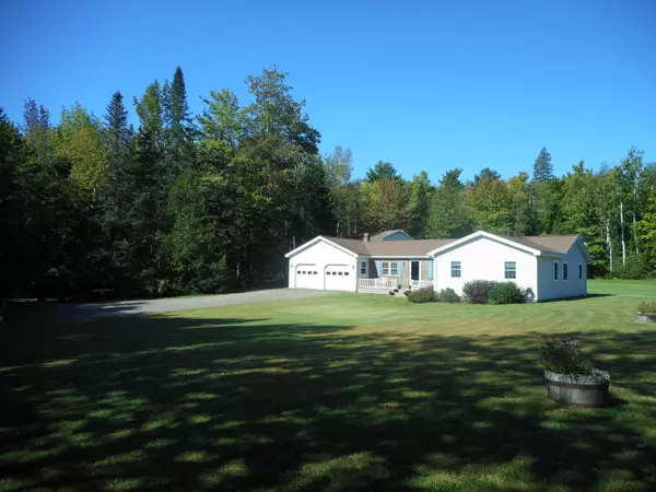 555 Belfast RD, Freedom, ME 04941