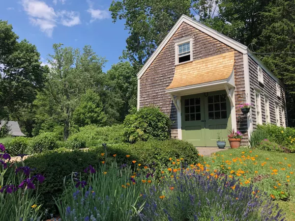 Kittery, ME 03905,627 Haley RD