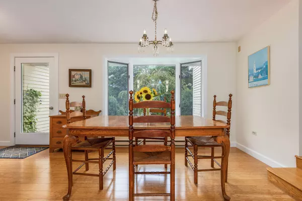 North Yarmouth, ME 04097,126 Cumberland RD