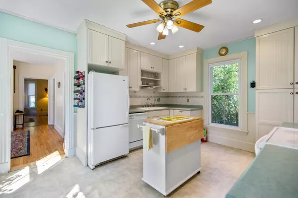 Freeport, ME 04032,2 Royal AVE