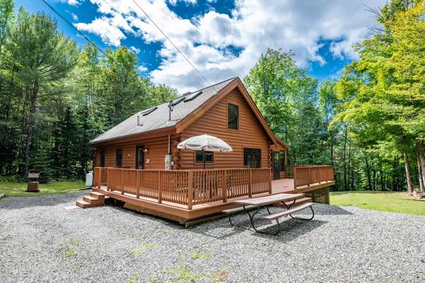 13 Oriole DR, Embden, ME 04958