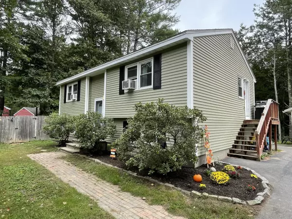 Topsham, ME 04086,3 Riverview DR