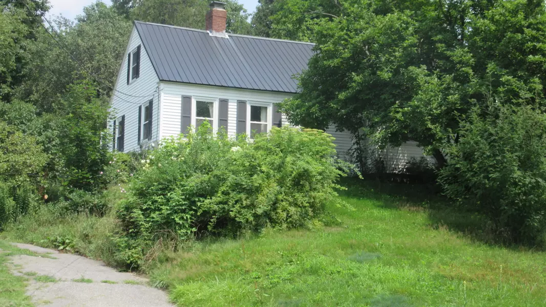 1127 Lewiston RD, Topsham, ME 04086