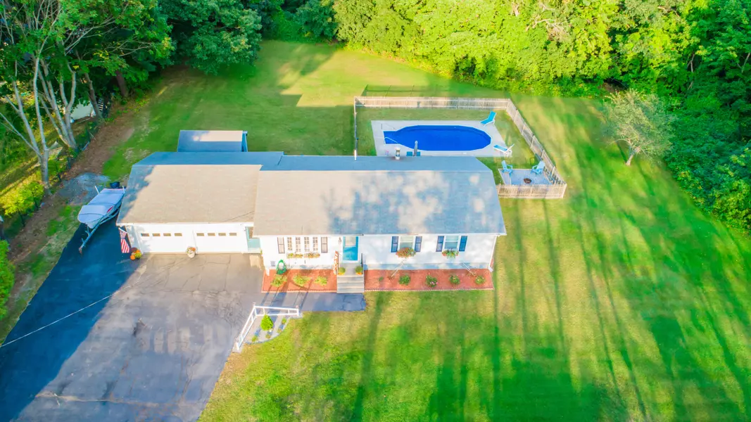 80 River RD, Brunswick, ME 04011