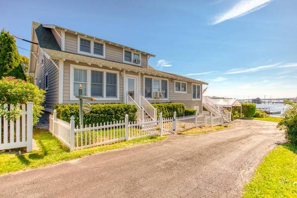 47 Union ST, Boothbay Harbor, ME 04538