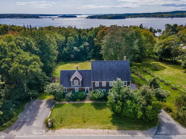 648 Reach RD, Sedgwick, ME 04673