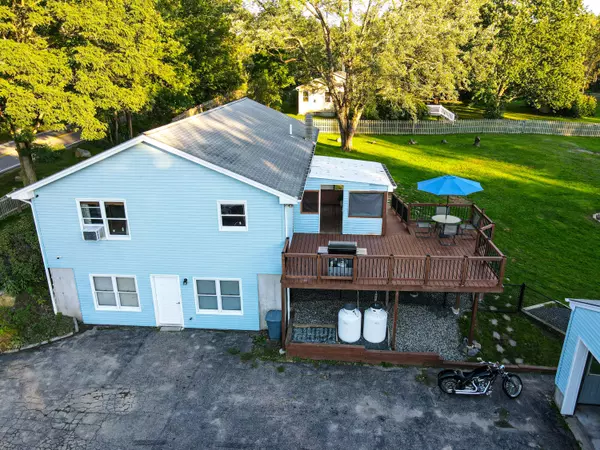 Dover, NH 03820,606 6th ST