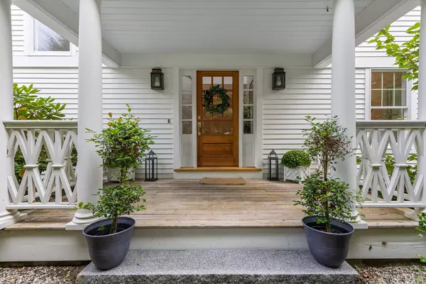 19 Clipper CIR, Yarmouth, ME 04096