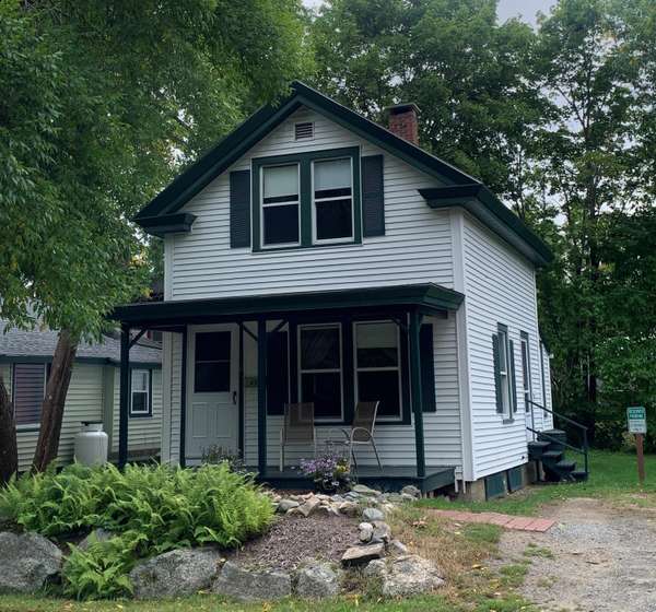 12 Norris AVE, Bar Harbor, ME 04609