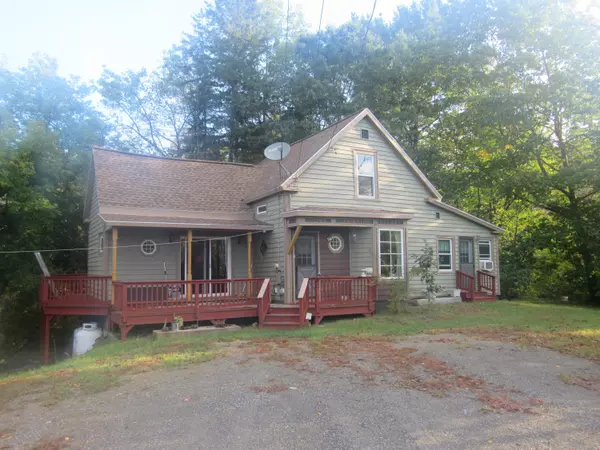 Norridgewock, ME 04957,72 Main ST