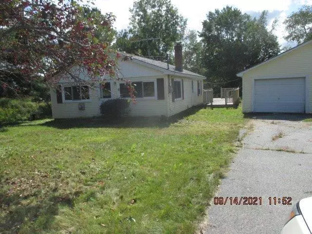 Saint Albans, ME 04971,413 Palmyra Road