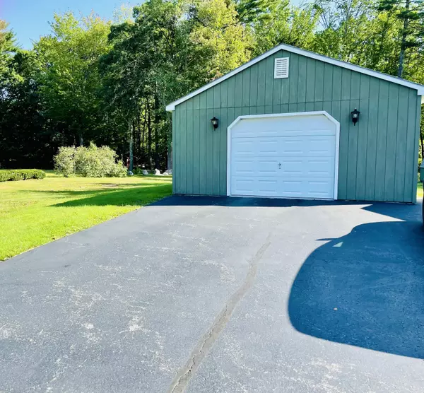 Westbrook, ME 04092,719 Bridgton RD