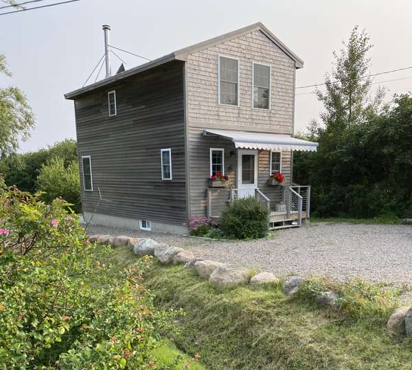 21 Crowley Island RD, Gouldsboro, ME 04607