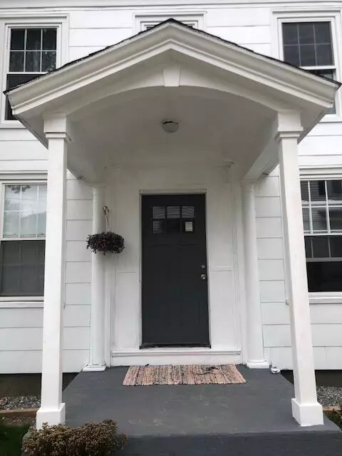 Waldoboro, ME 04572,854 Main ST