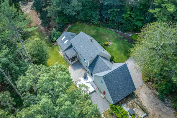 South Berwick, ME 03908,16 Roe Fields DR