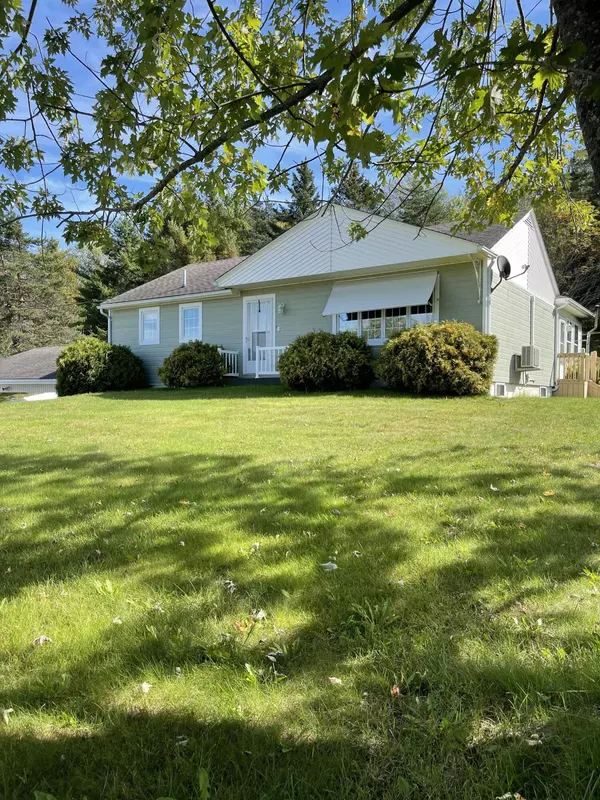 Fort Kent, ME 04743,327 Frenchville Road