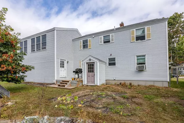 Portland, ME 04102,10 Birchvale DR