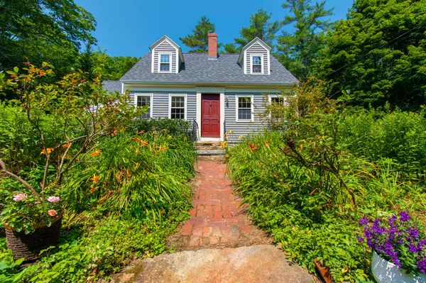 Freeport, ME 04032,40 Lower Flying Point RD