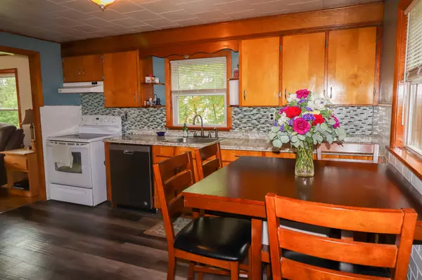 Rumford, ME 04276,509 York ST