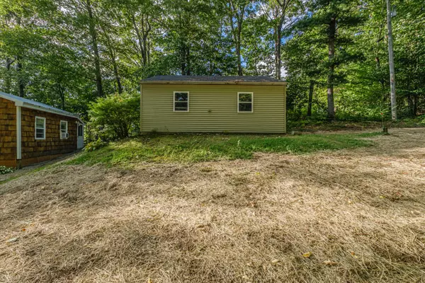 Wales, ME 04280,20 Lake Shore DR